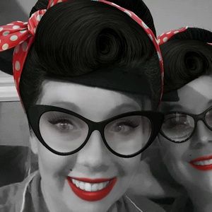 Meet your Posher, Kerri